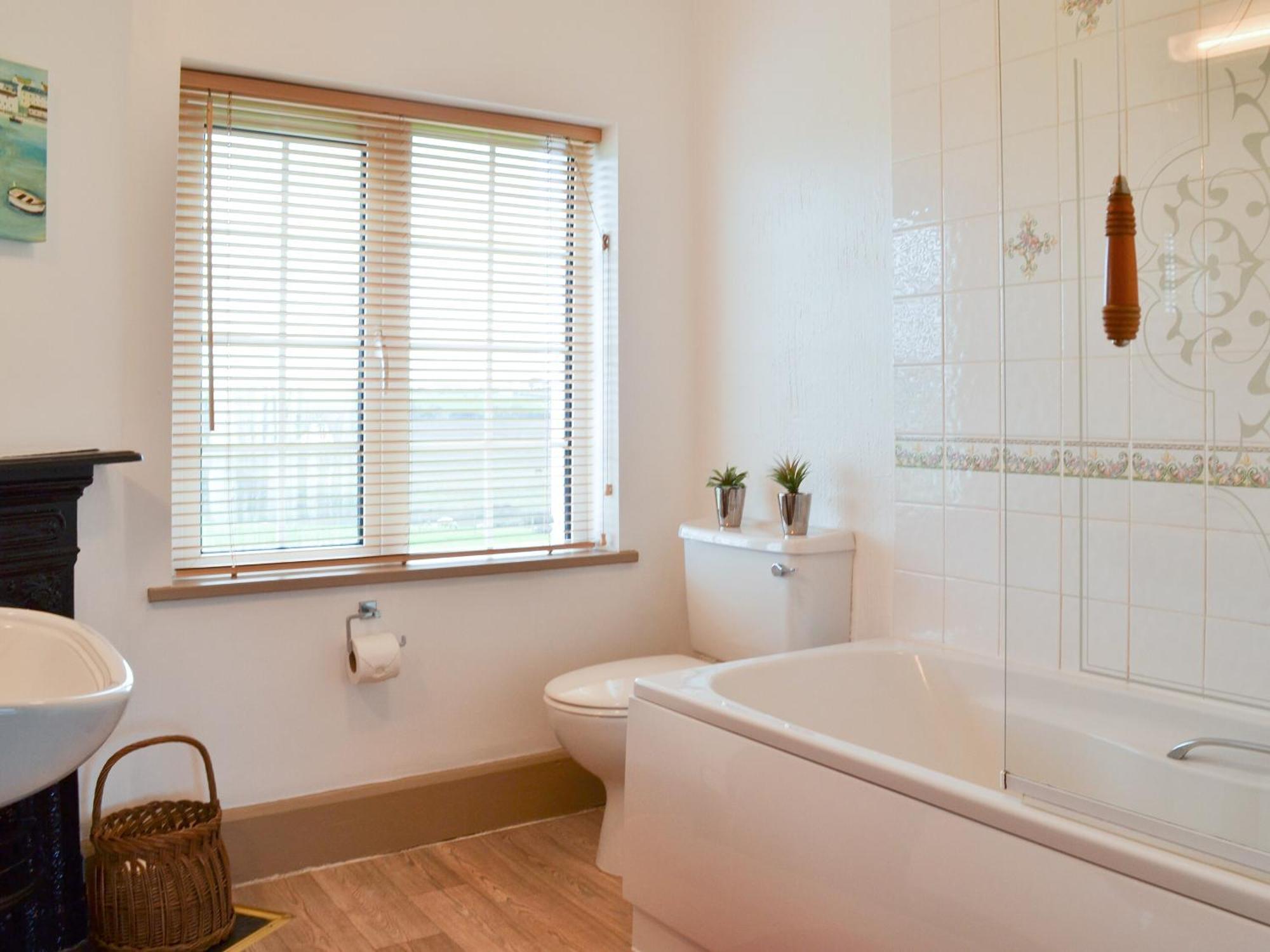 St Cadoc Cottage Saint Merryn Bagian luar foto