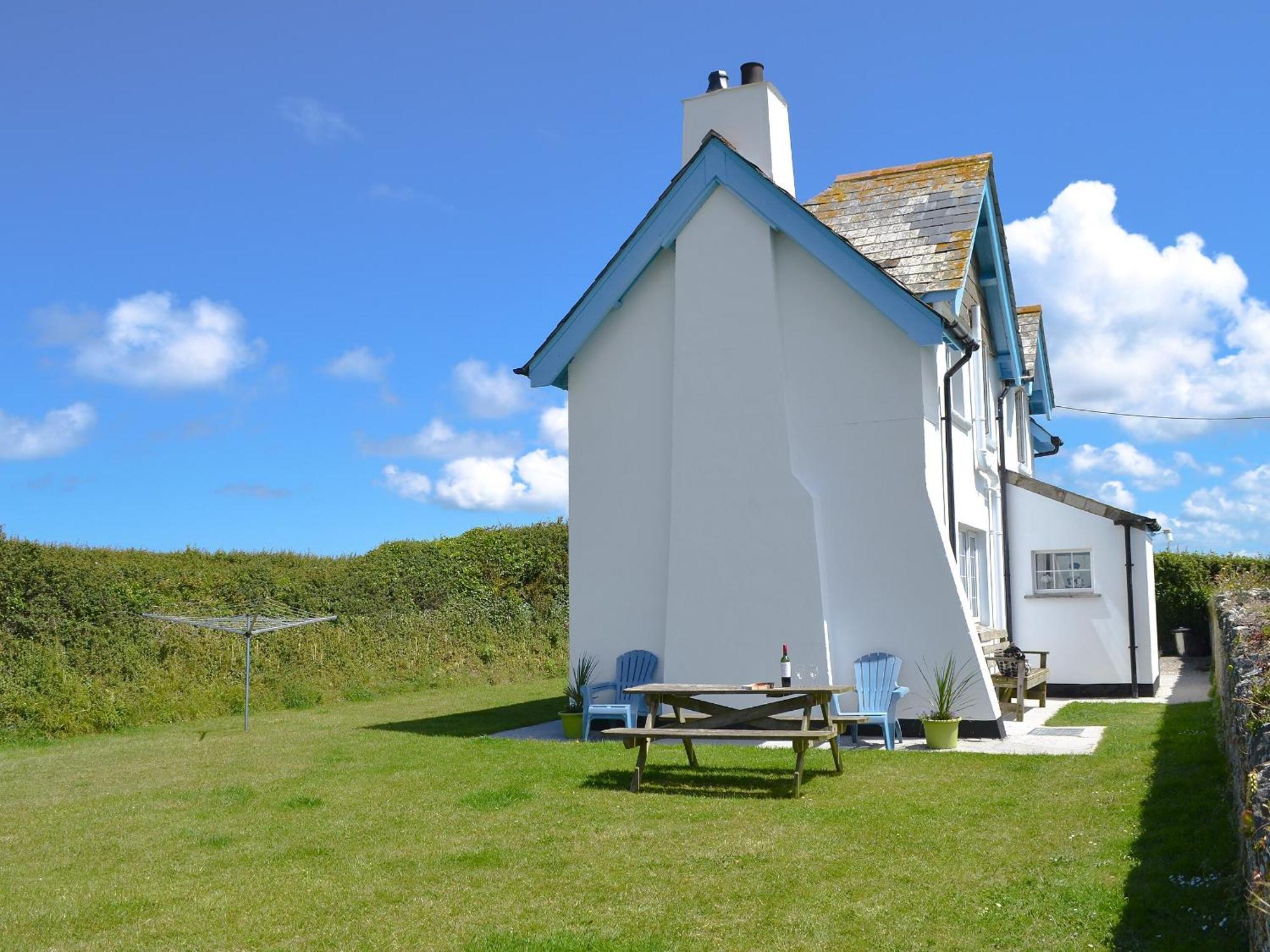 St Cadoc Cottage Saint Merryn Bagian luar foto